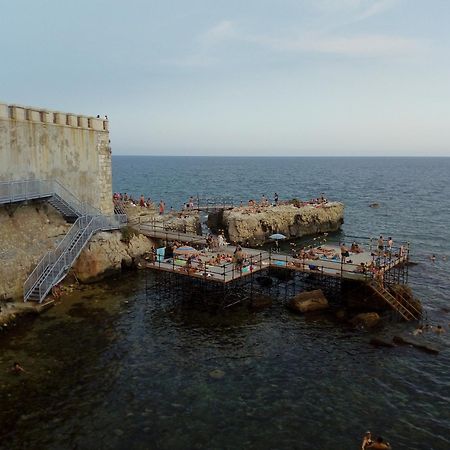 Home Isola Di Luce Сиракузы Экстерьер фото